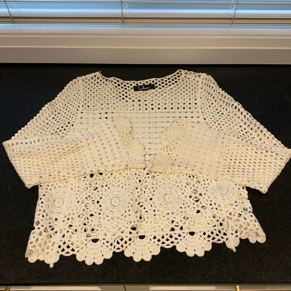 LULUS crotchet/lace top - Picture 4 of 6
